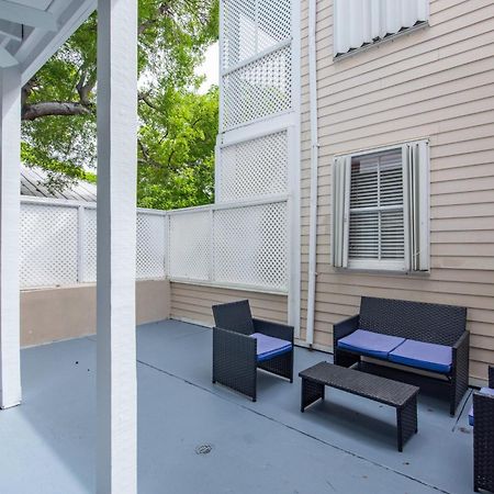 New Casa Caribe By Brightwild- Two-Story Condo Rooftop Pool Key West Exteriör bild