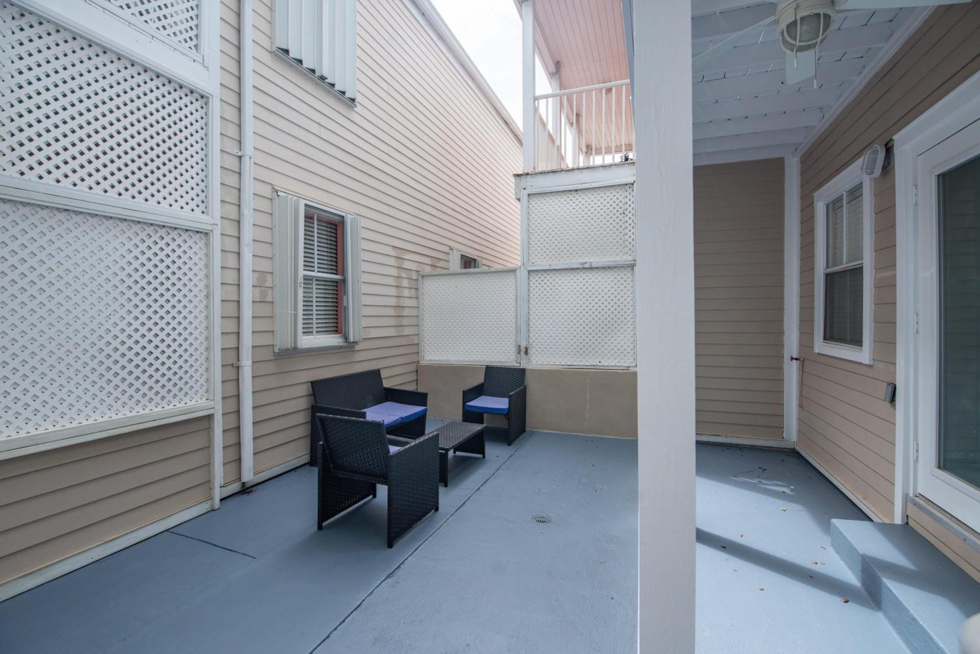 New Casa Caribe By Brightwild- Two-Story Condo Rooftop Pool Key West Exteriör bild